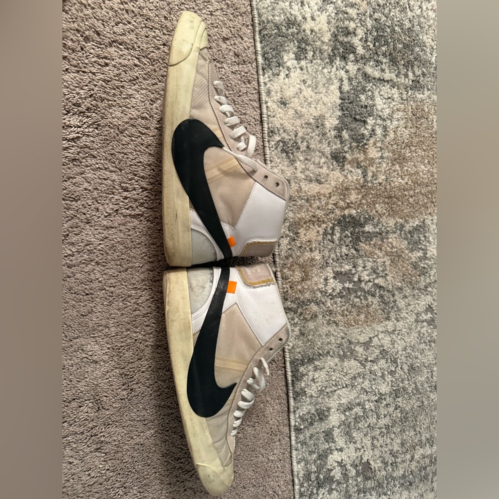 OFF-WHITE NIKE BLAZER